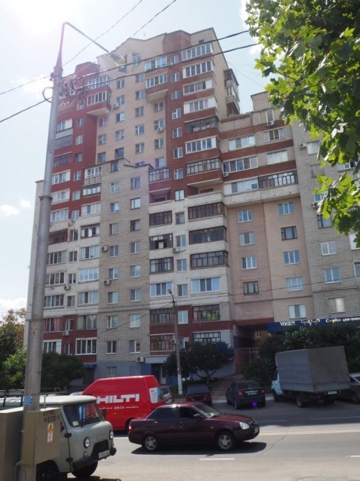 Фотография 1 - Офис 35м2 на 1-м этаже под отделку в центральной части города