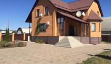 Фото жилой надежный дом  200 м2  с гаражом, мастерской, гостевым домом   и баней в никольское
