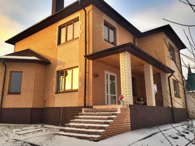 Фотография 3 - Жилой ДОМ 250 м2 из КЕРАМОБЛОКА с МЕБЕЛЬЮ,ГАРАЖОМ и ГОСТЕВЫМ ДОМОМ в Таврово-4