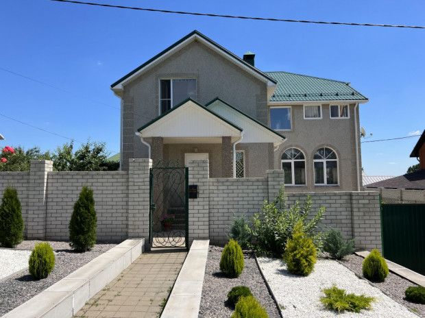 Фотография 1 - Продам жилой и благоустроенный дом в п. Дубовое