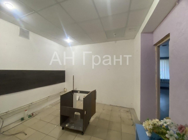 Фотография 4 - Продаётся  коммерческое  помещение 181 м2  ул.Бульвар Юности 23