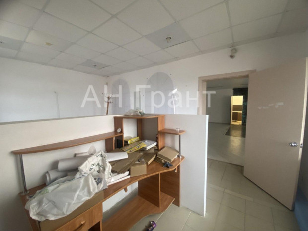 Фотография 13 - Продаётся  коммерческое  помещение 181 м2  ул.Бульвар Юности 23