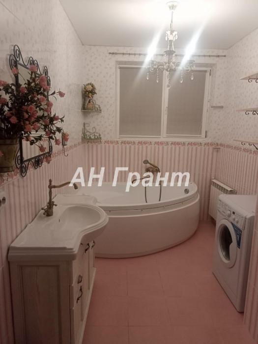 Фотография 34 - Жилой современный 8-комнатный КОТТЕДЖ 380 м2 в п.Пушкарное 