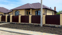 Фото современный новый 4х-к дом 103 м2 под ключ с благоустройством  с гаражом , котельной и террасой барбекю ,в  дубовое