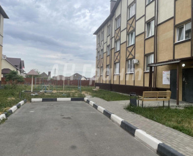 1-комнатная квартира частично с мебелью в Дубовской Заставе 