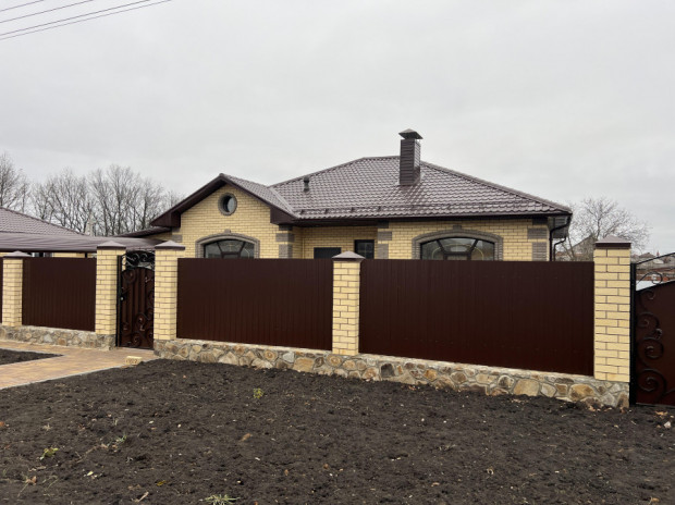 Фотография 3 - Продам новый дом 130м2 с полным ремонтом расположенный в мкр. Таврово-1