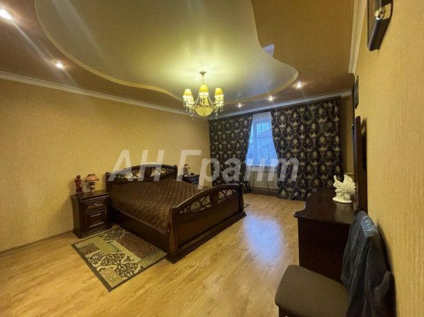 Фотография 38 - Жилой 6-ком КОТТЕДЖ 200 м2 с ГАРАЖОМ ,БАНЕЙ и ГОСТЕВЫМ ДОМОМ в СТРЕЛЕЦКОЕ-23а