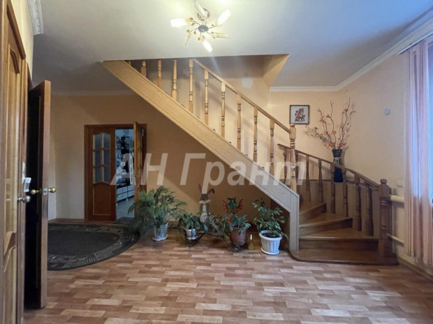 Фотография 30 - Жилой 6-ком КОТТЕДЖ 200 м2 с ГАРАЖОМ ,БАНЕЙ и ГОСТЕВЫМ ДОМОМ в СТРЕЛЕЦКОЕ-23а