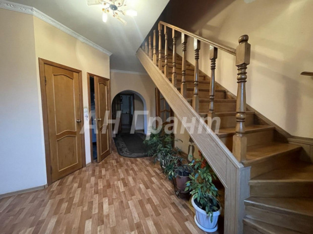 Фотография 25 - Жилой 6-ком КОТТЕДЖ 200 м2 с ГАРАЖОМ ,БАНЕЙ и ГОСТЕВЫМ ДОМОМ в СТРЕЛЕЦКОЕ-23а