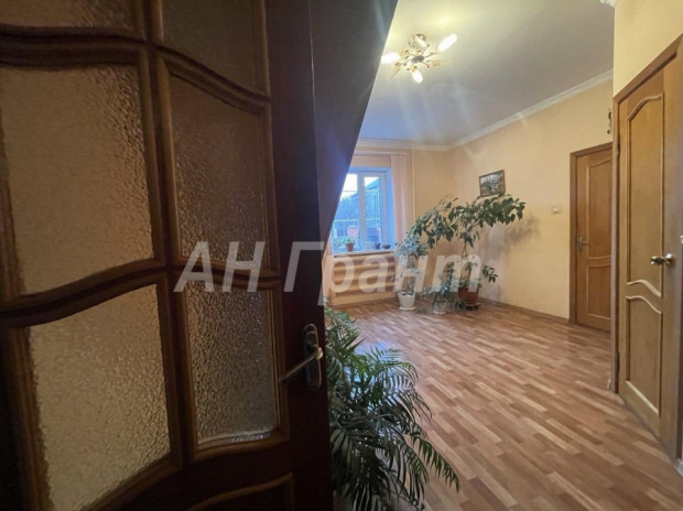 Фотография 28 - Жилой 6-ком КОТТЕДЖ 200 м2 с ГАРАЖОМ ,БАНЕЙ и ГОСТЕВЫМ ДОМОМ в СТРЕЛЕЦКОЕ-23а