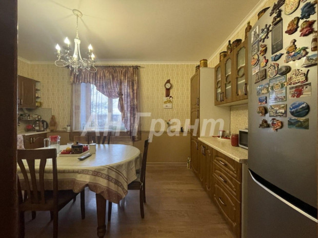 Фотография 34 - Жилой 6-ком КОТТЕДЖ 200 м2 с ГАРАЖОМ ,БАНЕЙ и ГОСТЕВЫМ ДОМОМ в СТРЕЛЕЦКОЕ-23а