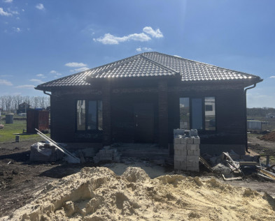 Продам новый дом 90м2 под чистовую отделку расположенный в п. Майский, мкр. Майский-7