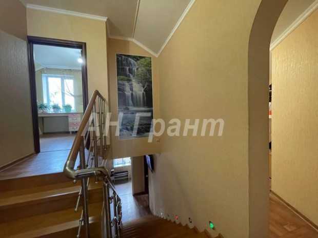 Фотография 30 - Жилой КИРПИЧНЫЙ 4х-комнатный КОТТЕДЖ 156 м2 с ГАРАЖОМ, БАНЕЙ, ЛЕТНЕЙ КУХНЕЙ и САДОМ в ДУБОВОЕ