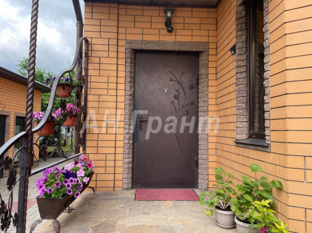 Фотография 53 - Жилой КИРПИЧНЫЙ 4х-комнатный КОТТЕДЖ 156 м2 с ГАРАЖОМ, БАНЕЙ, ЛЕТНЕЙ КУХНЕЙ и САДОМ в ДУБОВОЕ