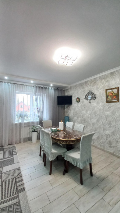 Фотография 1 - Продаётся 2эт. дом, 205 м2, участок 15 соток