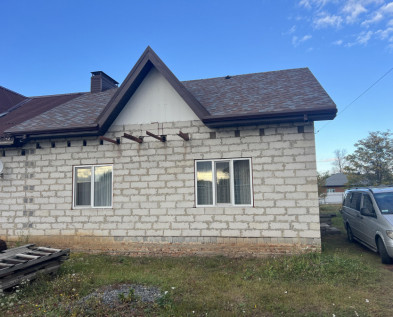 Продам дом 90м2 с ремонтом расположенный в п. Разумное