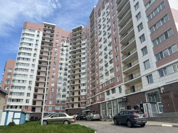 Фотография 1 - Продаётся 3-комнатная квартира, 100.6/50.2/17.4 м2, этаж 4/17