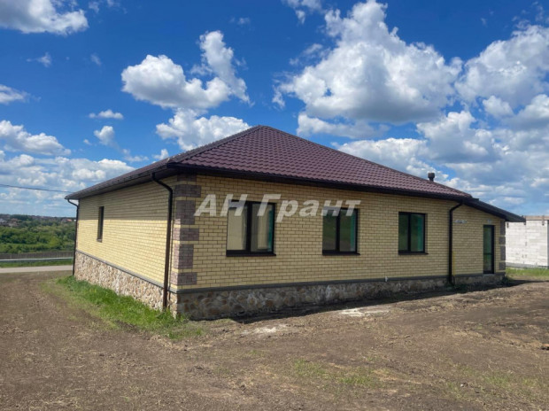 Фотография 5 - Новый 4х-к КОТТЕДЖ 150 м2 с ГАРАЖОМ и ШИКАРНЫМ ВИДОМ НА ОЗЕРО, в мкр Дальний
