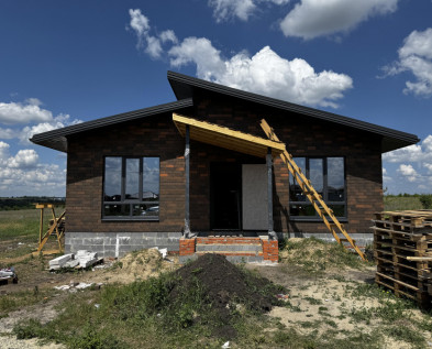 Продам новый дом 110м2 под чистовую отделку расположенный в с. Шагаровка