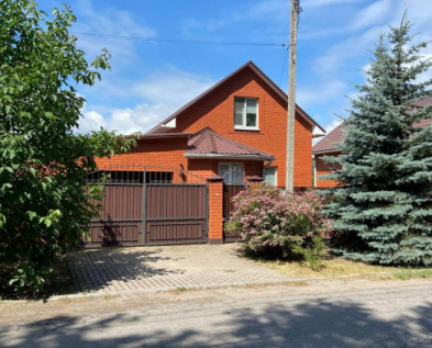 Продам жилой и благоустроенный дом 100м2 расположенный в с. Таврово, мкр. Таврово-1
