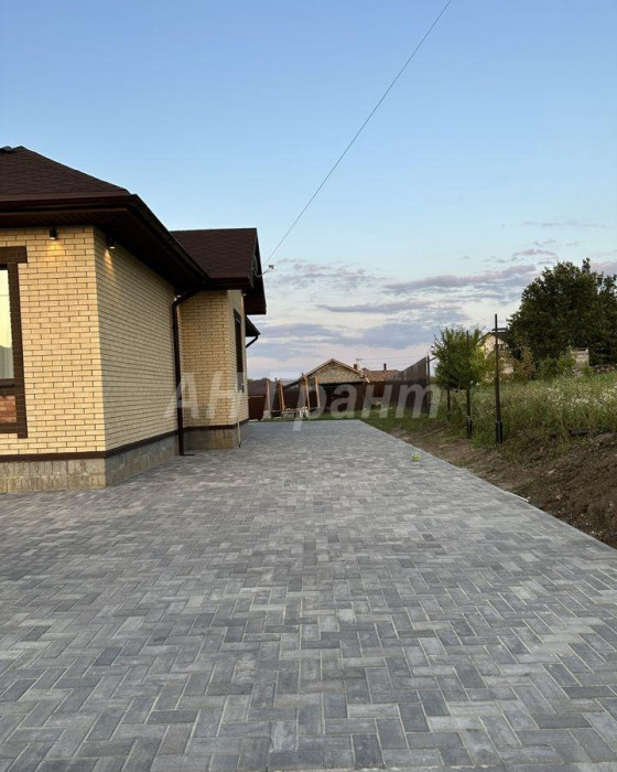 Фотография 13 - Жилой  4х-к ДОМ 122 м2 с  гаражом 40 м2 полная отделка, рядом озеро в мкр Майский-80