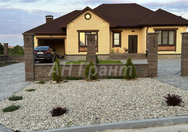 Фотография 4 - Жилой  4х-к ДОМ 122 м2 с  гаражом 40 м2 полная отделка, рядом озеро в мкр Майский-80