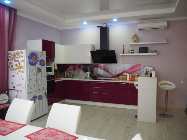 Фотография 33 - Жилой  4х-к ДОМ  250 м2 с МАНСАРДОЙ , ГАРАЖОМ , БАНЕЙ и ЛЕТНЕЙ КУХНЕЙ в  мкр. Драгунское-4